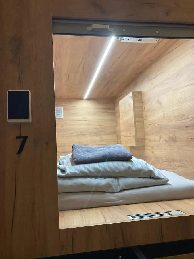 Capsule Hostel Zizkov Tower Prag Tschechische Republik