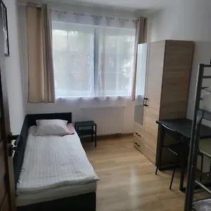  Nocleg ze śniadaniem Rooms4rest Popularna - Private For Tourists - Atr Consulting Sp, Z O,o, Polska