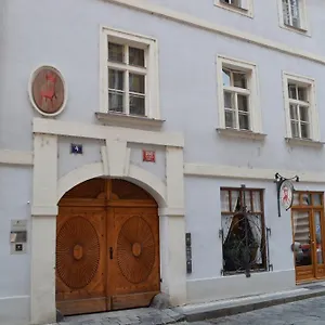 Hotel U Cervene Zidle - Red Chair, Praga